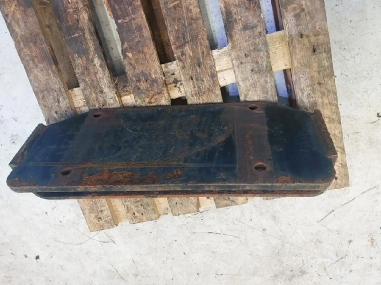 Billede 4 - Massey Ferguson 8480 Front Vægt Camme 3781211M93