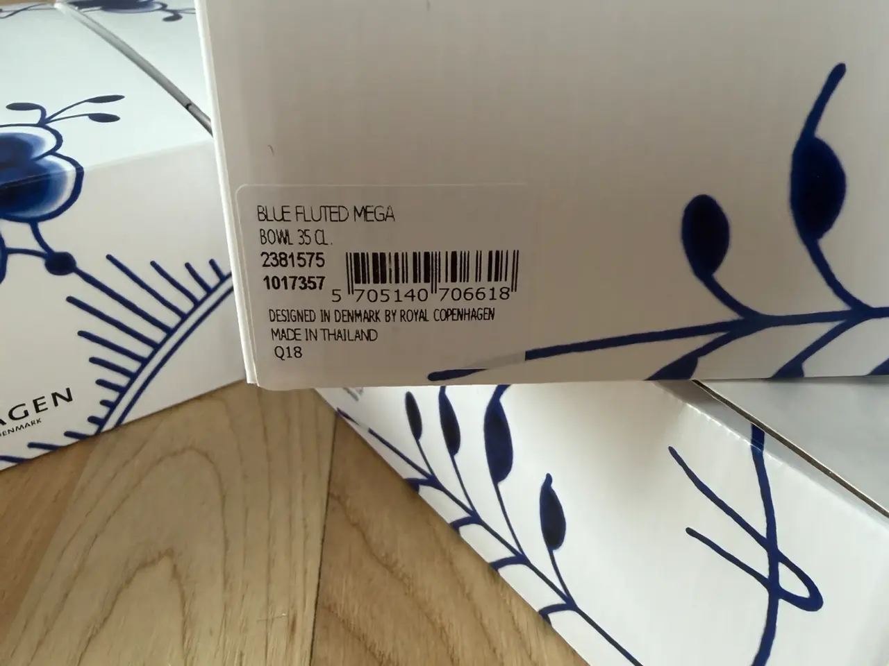 Billede 5 - Royal Copenhagen Blå Mega Riflet skåle, 4 stk. NYE