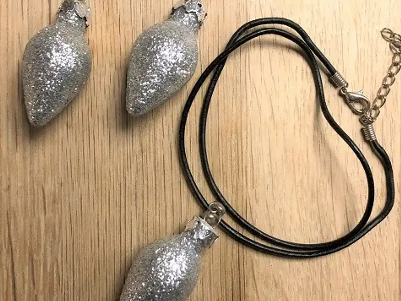 Billede 1 - JULESMYKKER - glimmer og bling