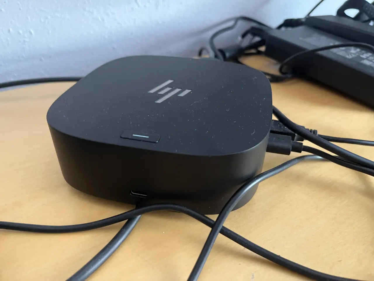 Billede 5 - 2. Stk. Voxicon Skærme, Headset m. Holder, Tastertur, HP Dock