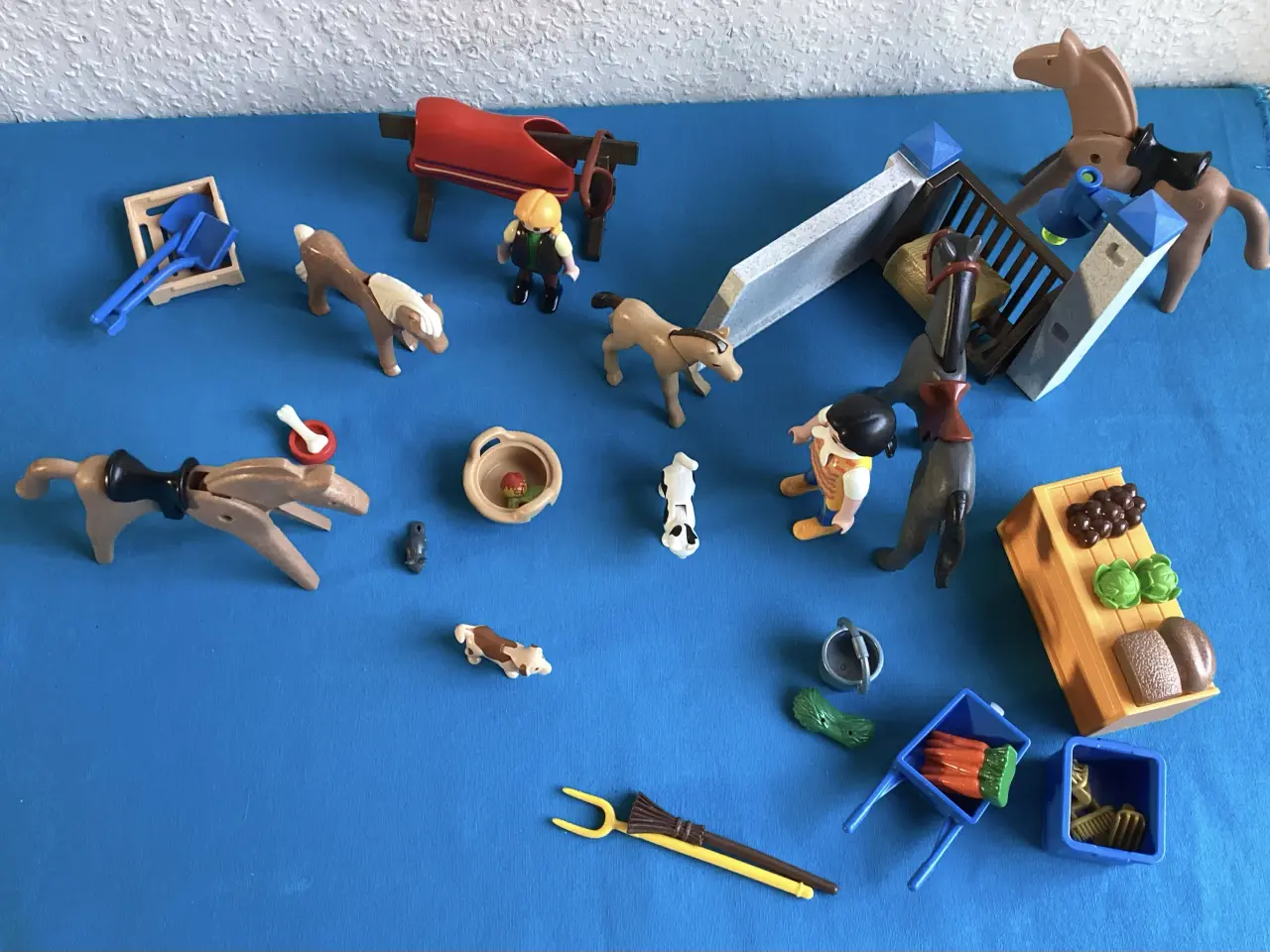 Billede 3 - Playmobil lille heste - rideskole