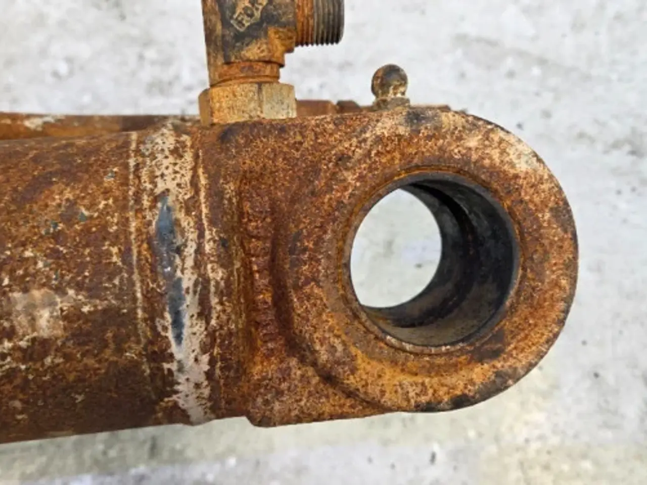 Billede 12 - New Holland LB115B Cylinder 85800070