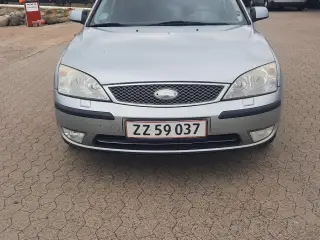 Ford Mondeo 