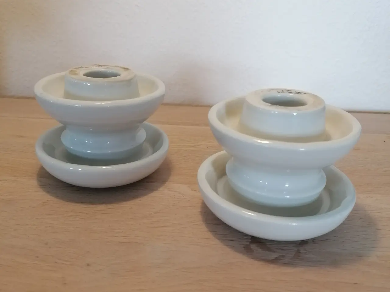 Billede 1 - Gamle porcelænsklokker fra EL master (lysestager)