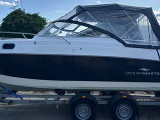 Oceanmaster 660 DC fra 2014 med Evinrude E-TEC 150