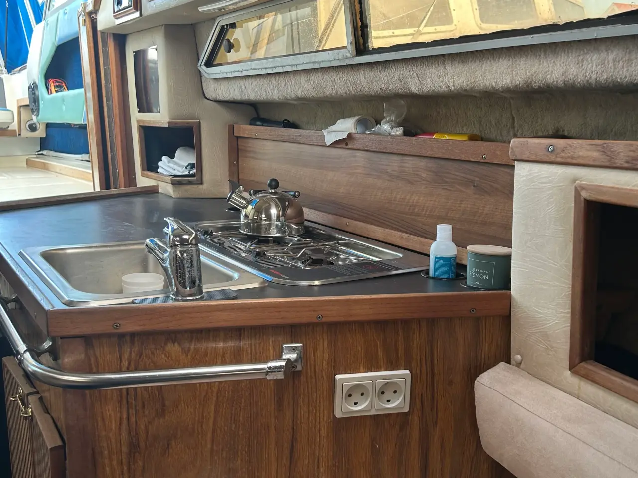 Billede 13 - Sælges : Sea Ray 250 Sundancer       Bud modtages