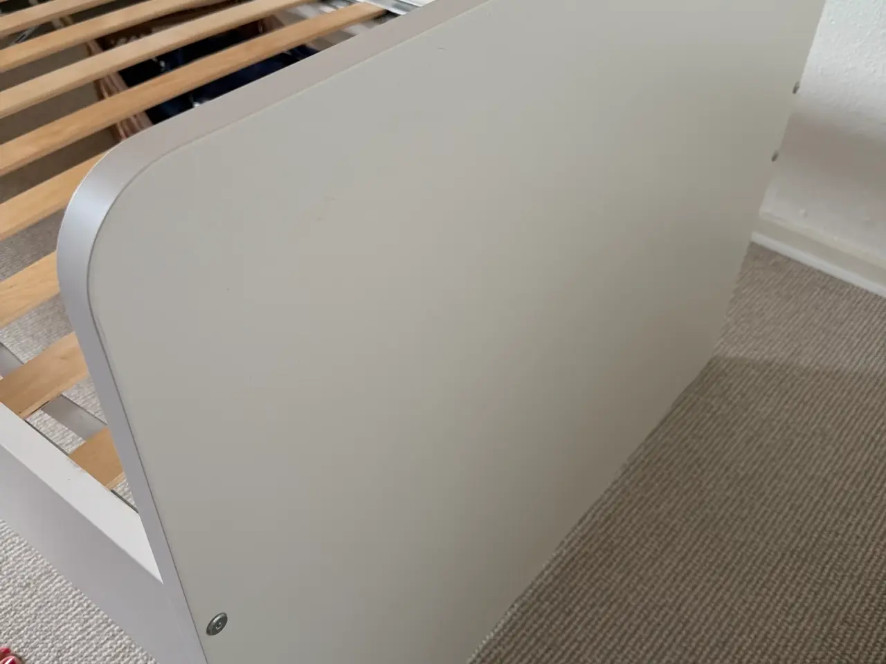 Billede 3 - Ikea Hvidt sengestel med lamelbund