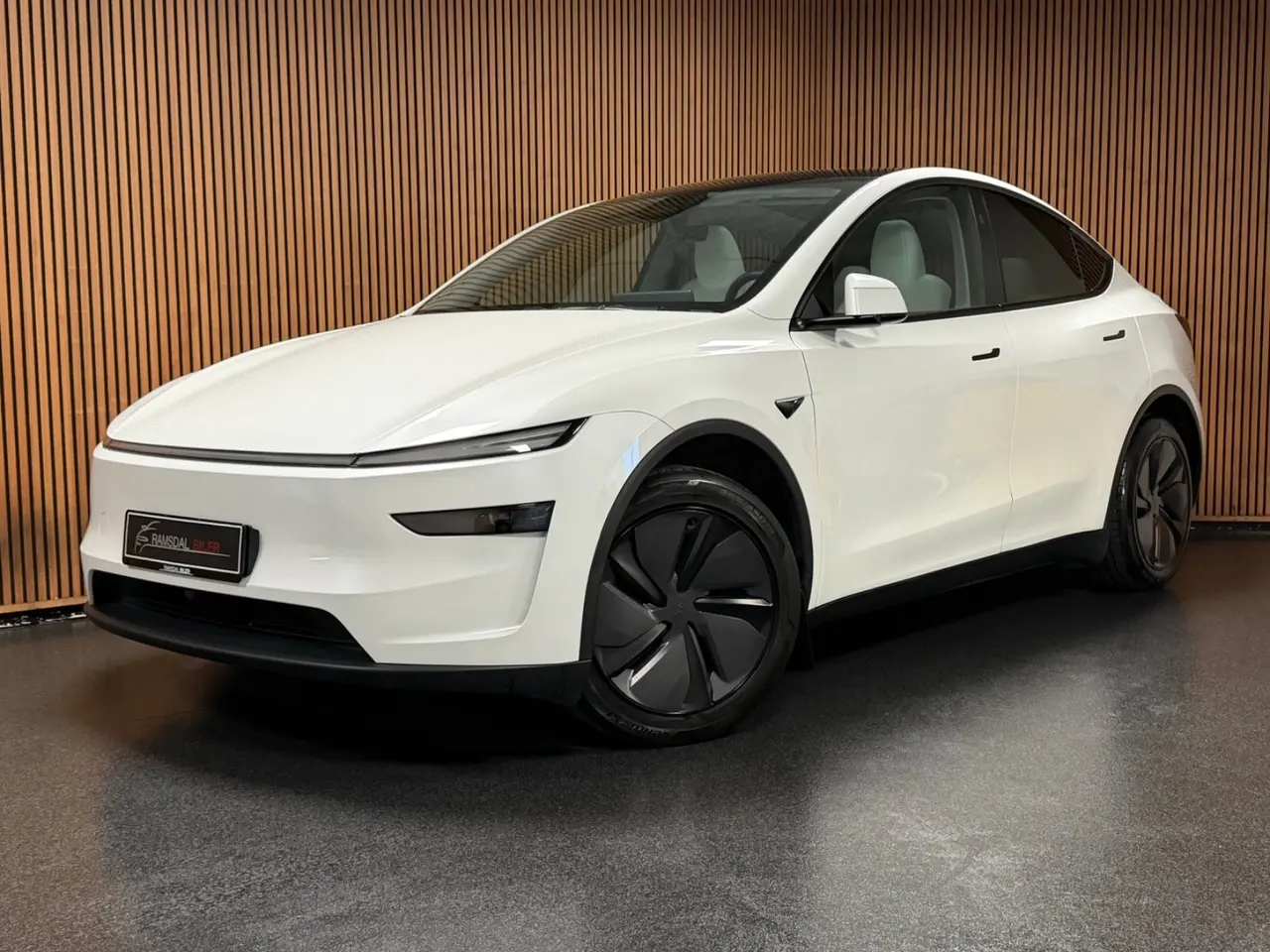 Billede 1 - Tesla Model Y Premium Long Range RWD