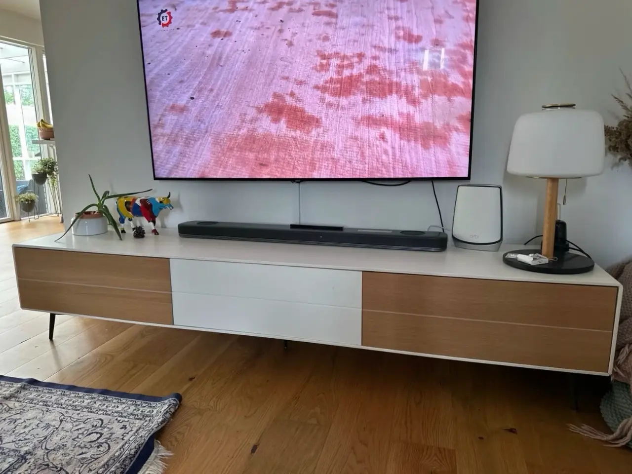 Billede 4 - Massiv tv bænk fra Boconcept