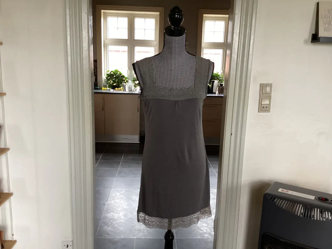 Billede 20 - Dametøj. Str : M- L- XL-44-46-XXL.