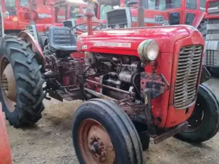 Massey Ferguson 35X med og uden Multipower købes