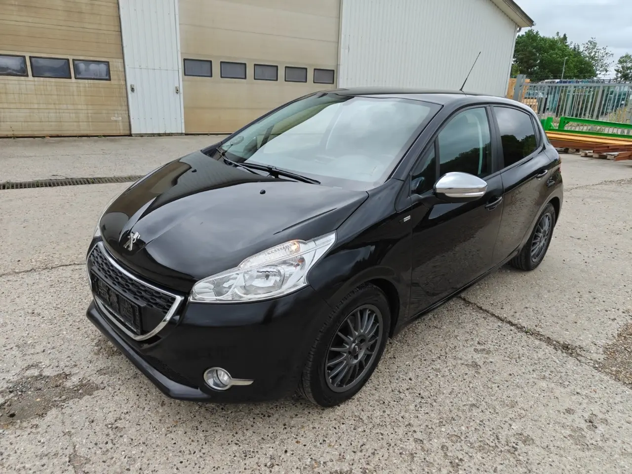 Billede 1 - Peugeot 208 1,2 VTi Style