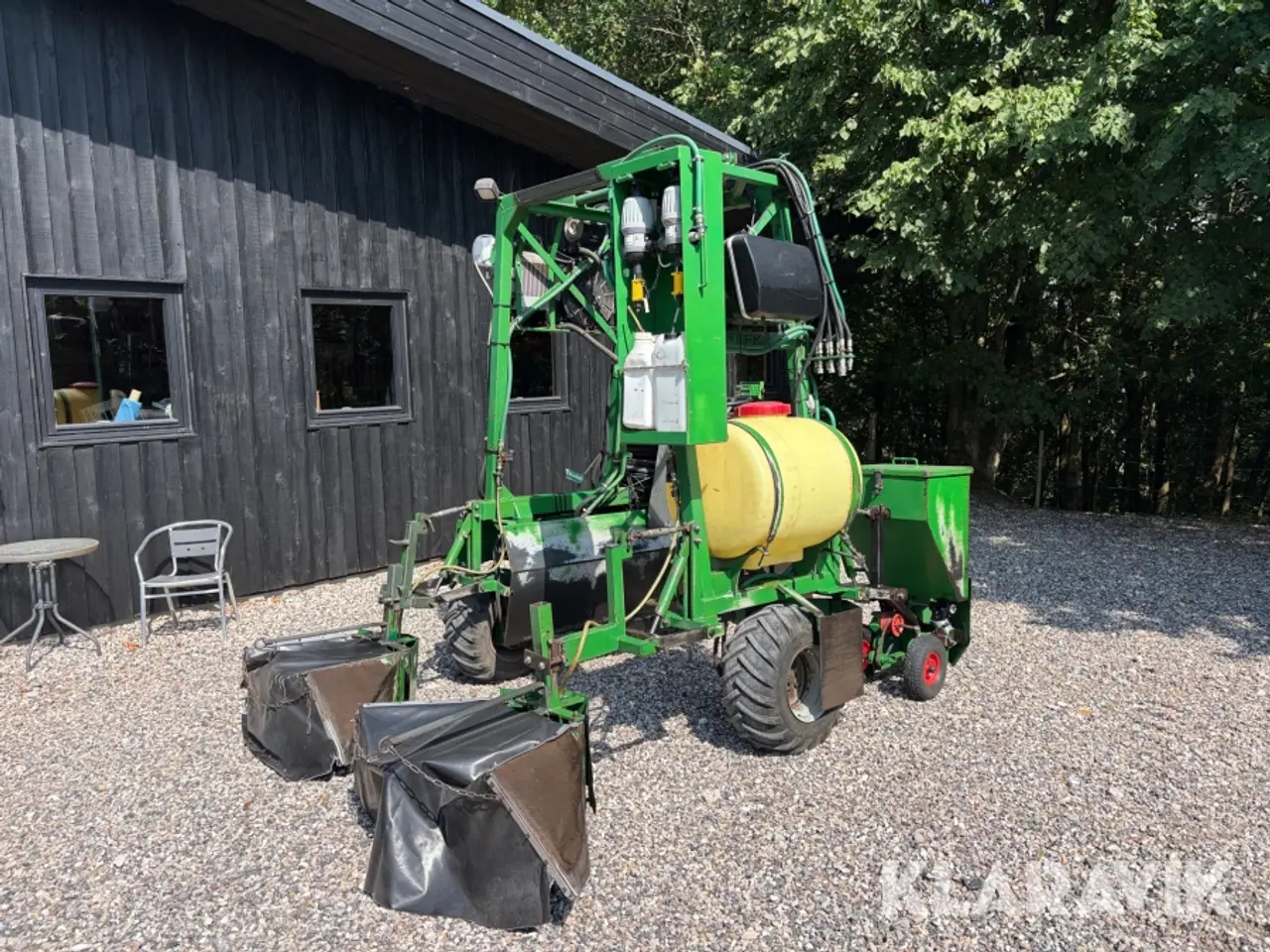 Billede 1 - Portaltraktor Jutek, 2 rækker