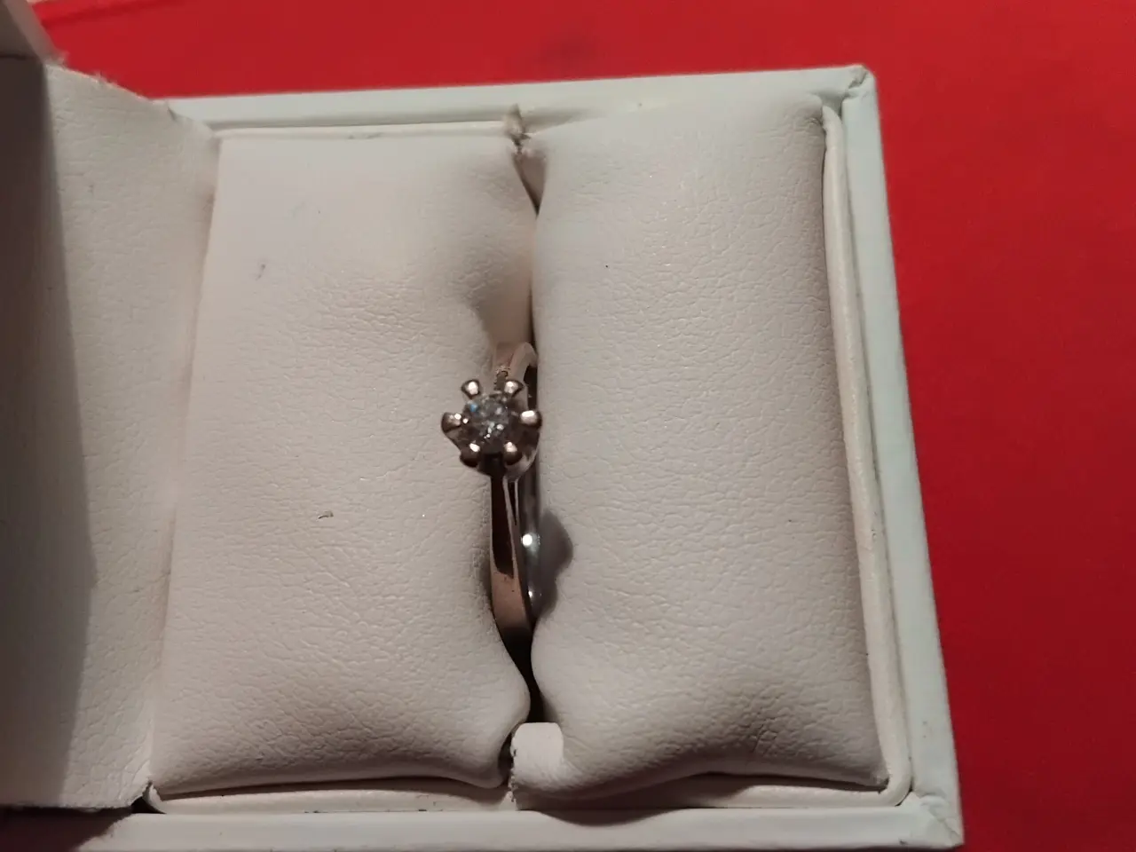 Billede 4 - Diamantring, 14 k. hvidguld 