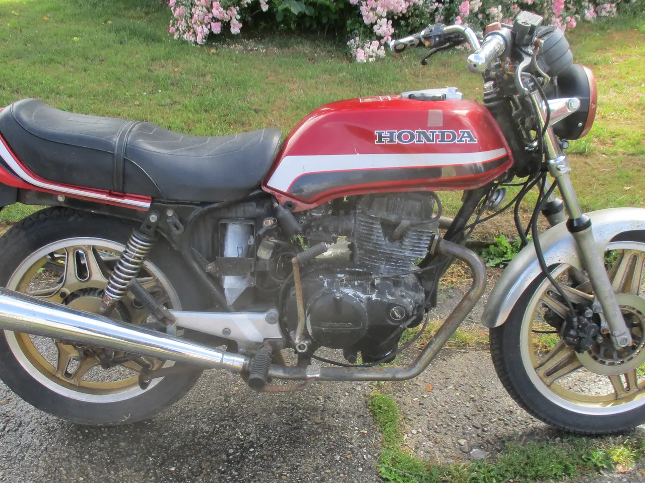 Billede 3 - Honda CB 400 N dele