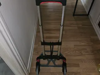 Smart og kompakt folde-sækkevogn (Kapacitet: 75 kg