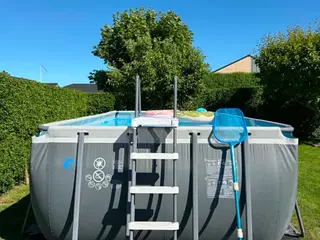 Intex Ultra XTR 549×274×132 pool inkl. ALT udstyr