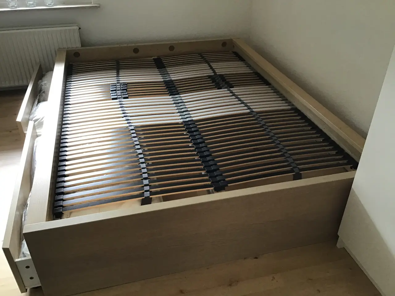 Billede 2 - Ikea seng “Malm” uden gavl m.“Leirsund” lamelbunde