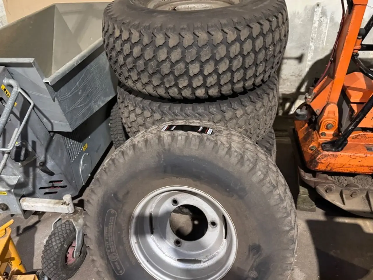 Billede 3 - 4 Dæk Goodyear 33x12,50-15nhs