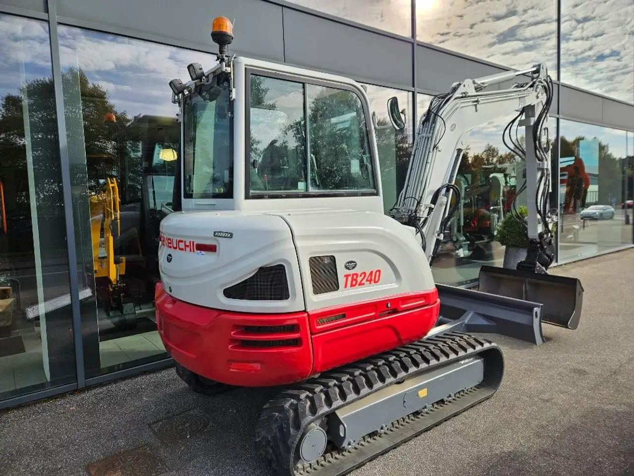 Billede 3 - Takeuchi TB 240