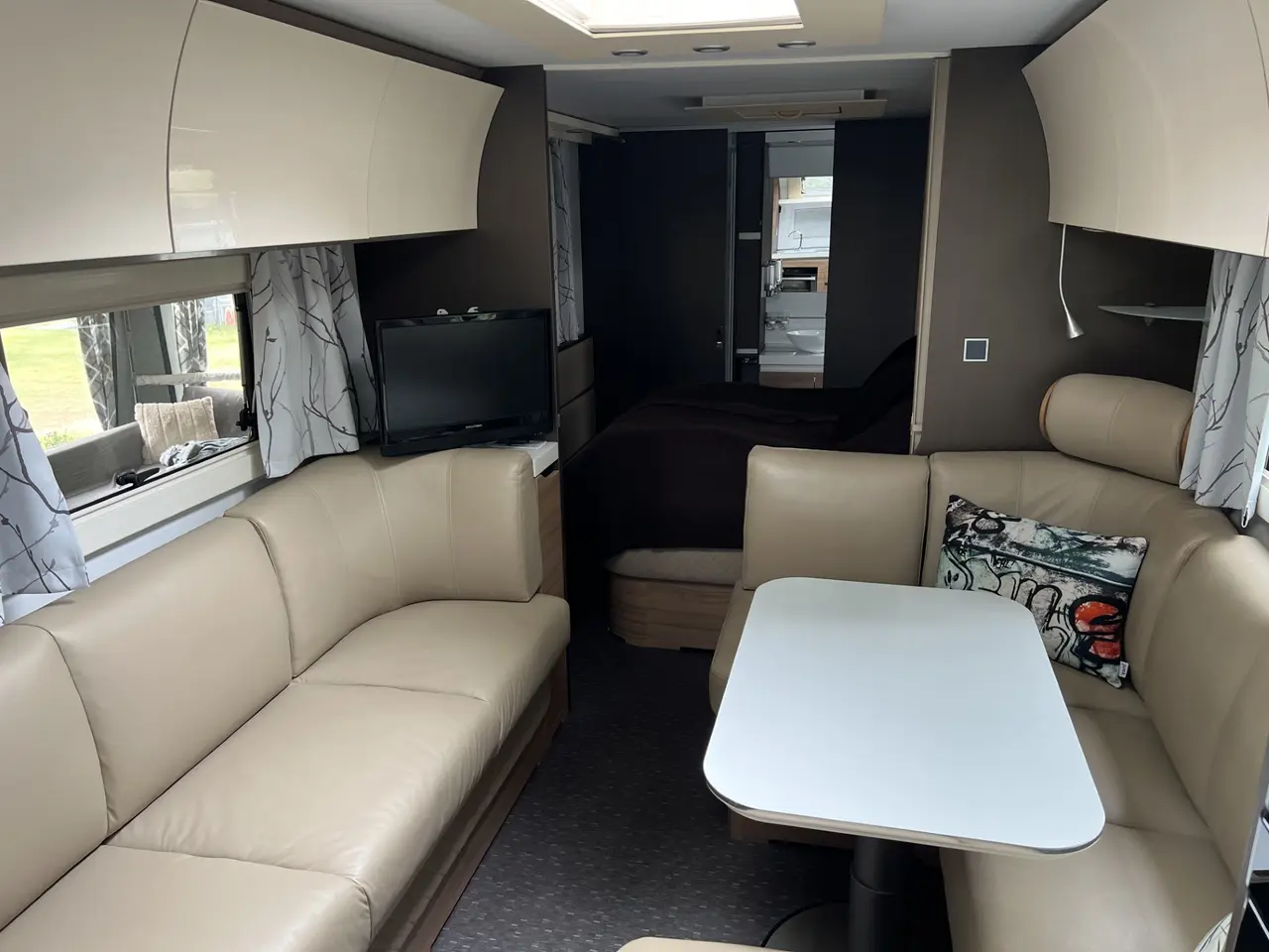 Billede 8 - Adria Alpina 663 HT Med meget godt udstyr.