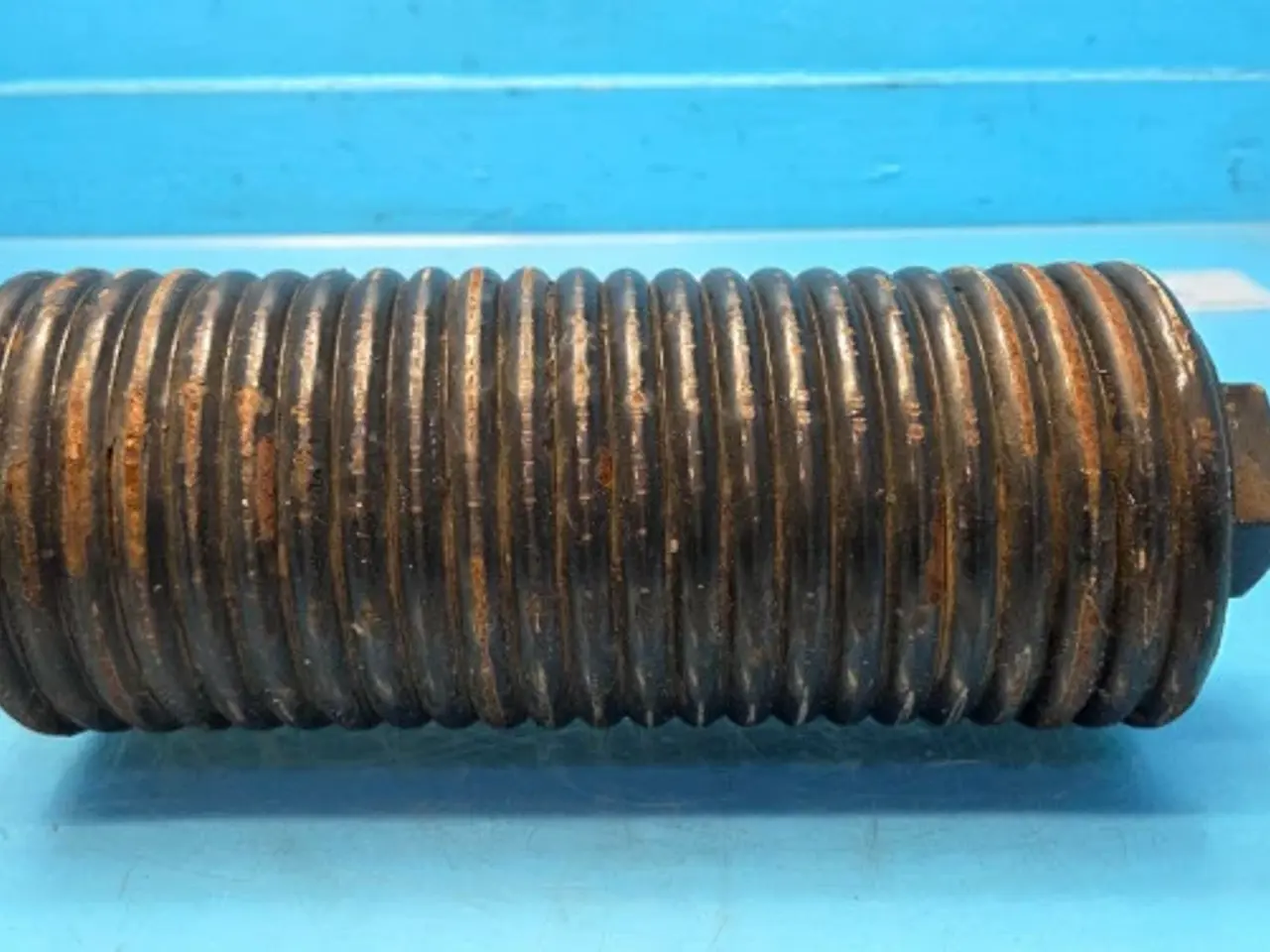 Billede 2 - New Holland BR7070 Fjeder 87656382