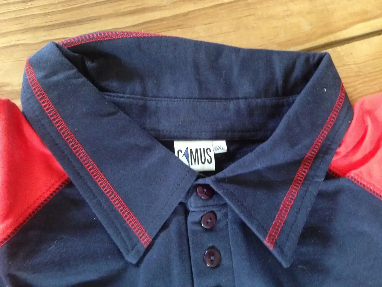 Billede 3 - Flot Polo + shorts - nyt sæt - str 6XL