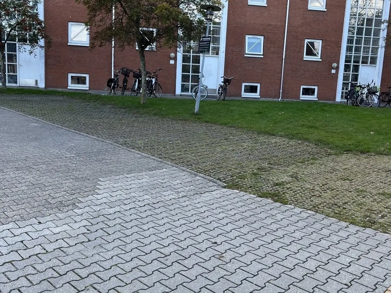 Billede 3 - Parkeringsplads til leje - Nyborgvej 1