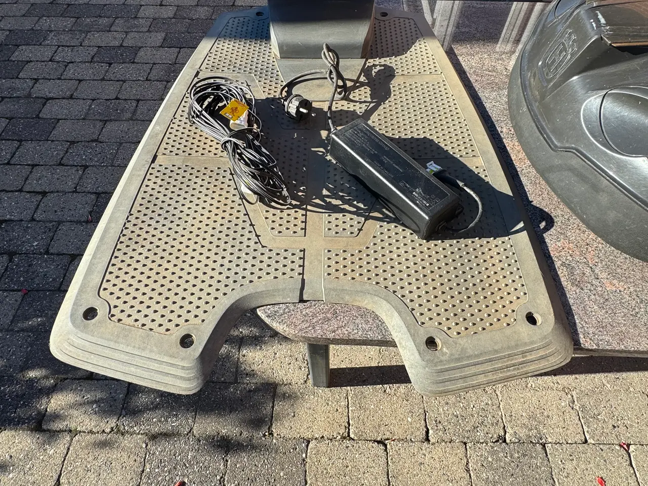 Billede 2 - HUSVARNA 430X, ROBOT PLÆNEKLIPPER