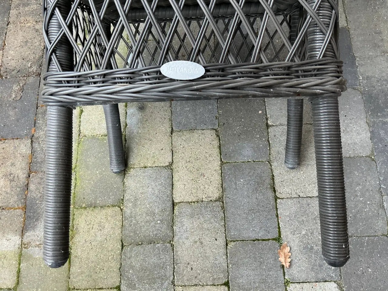 Billede 4 - JUTLANDIA RATTAN bord + stole