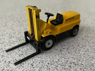 Tekno Hyster gaffel trucks