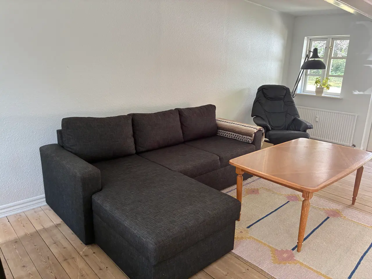 Billede 2 - Sovesofa med opbevaringsrum