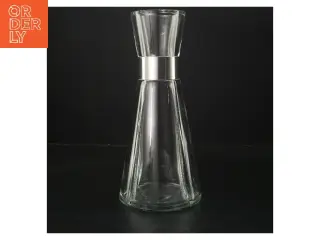 Glas karaffel med metalring fra Rosendahl (str. Ø 7,5 cm længde 25,5 cm)