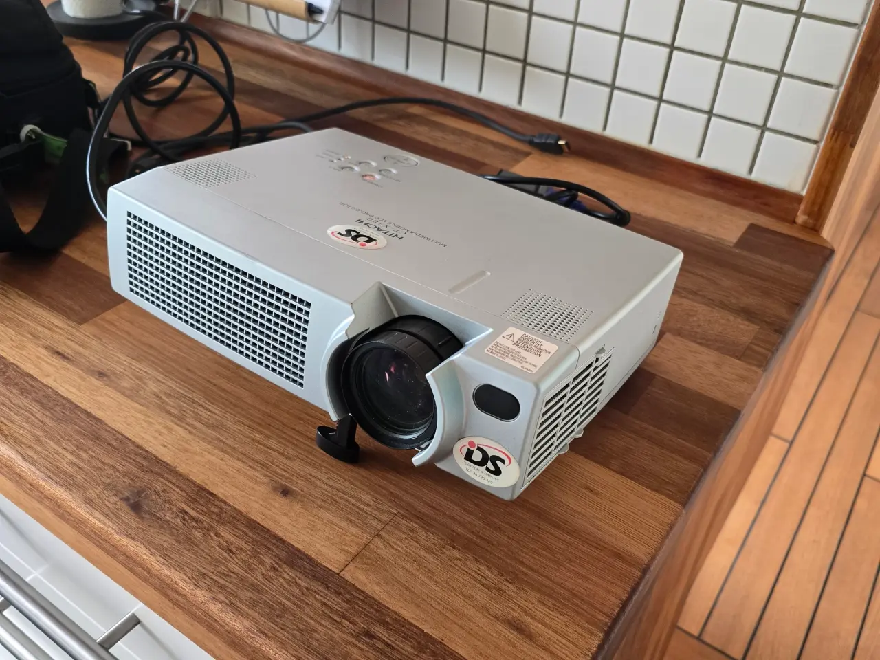 Billede 9 - Projektor og antik lærred