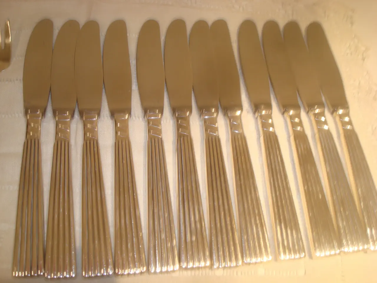 Billede 1 - PLISSE' sølvpletknive, flotte, 21 cm med mere 