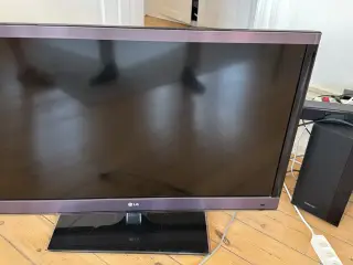 LG 42” TV + Samsung Soundbar med trådløs subwoofer