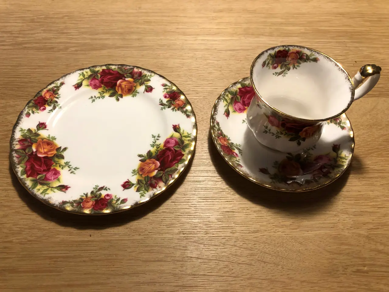 Billede 3 - Kaffestel "Old Country Roses"