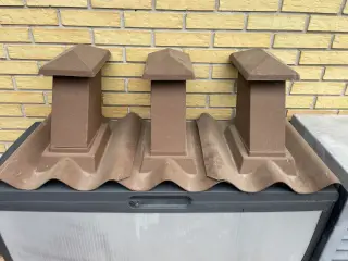2 stk. Tag hætter til tag udluftning