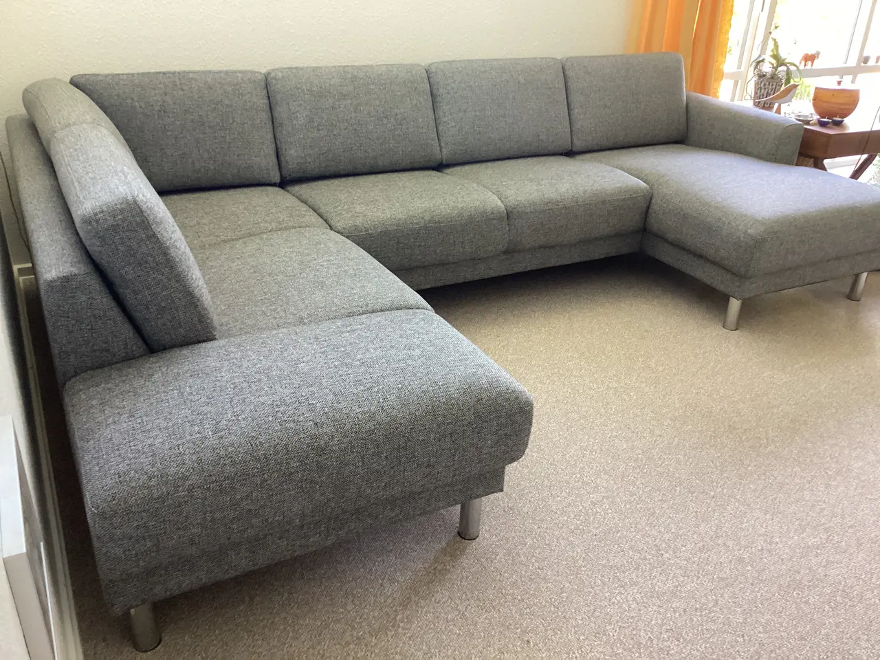 Billede 4 - Cleveland sofa med og chaiselong og pufafslutning