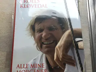 Troels Kløvedal - Alle mine morgener på jorden