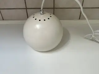 Ball pendel i hvid