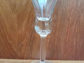 11 snapseglas m guldkant