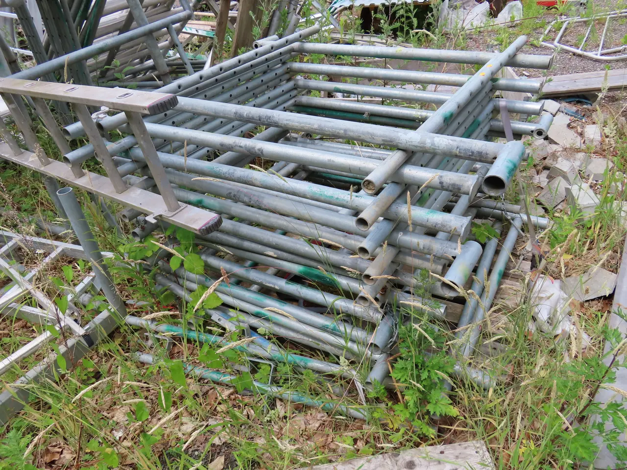 Billede 2 - Palle med stilladsdele JUMBO