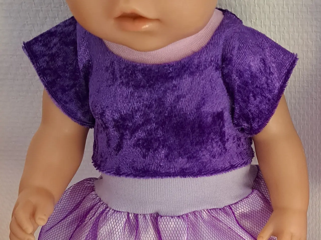 Billede 17 - Kjoler til Baby Born på 42 til 43cm.
