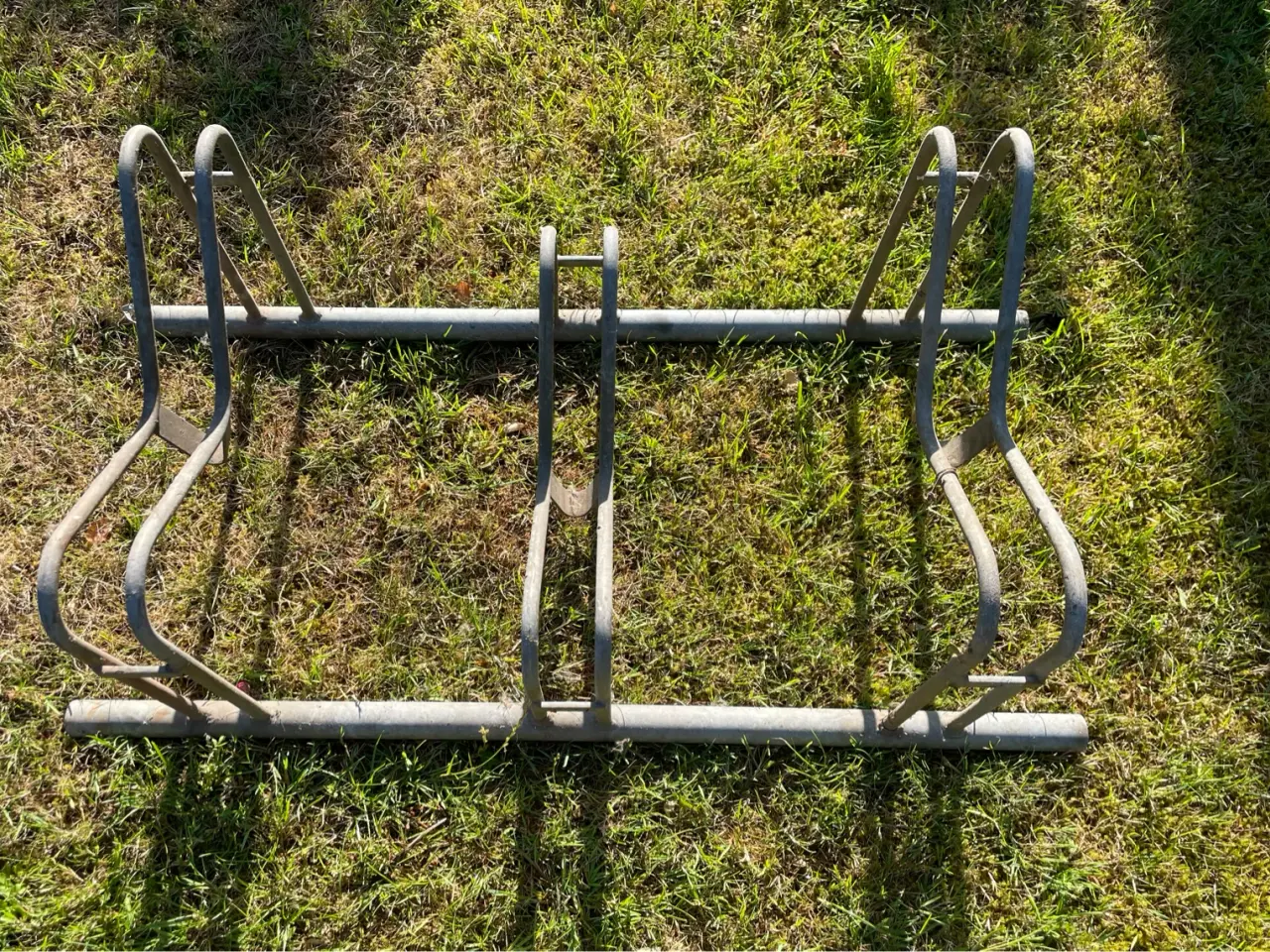 Billede 3 - Cykel stativ i metal til flere cykler