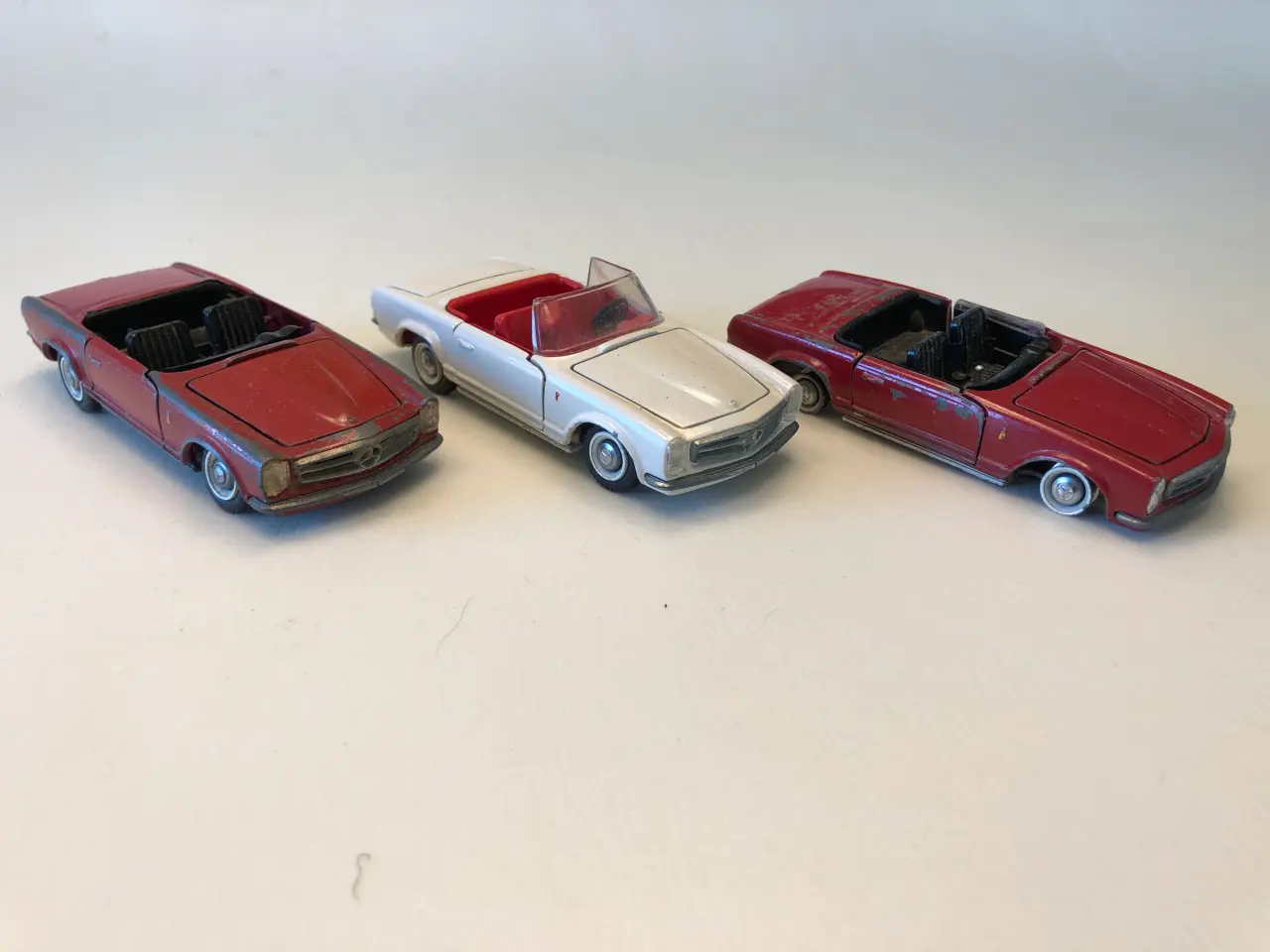 Billede 1 - TEKNO...2 MERCEDES BENZ 230/280SL