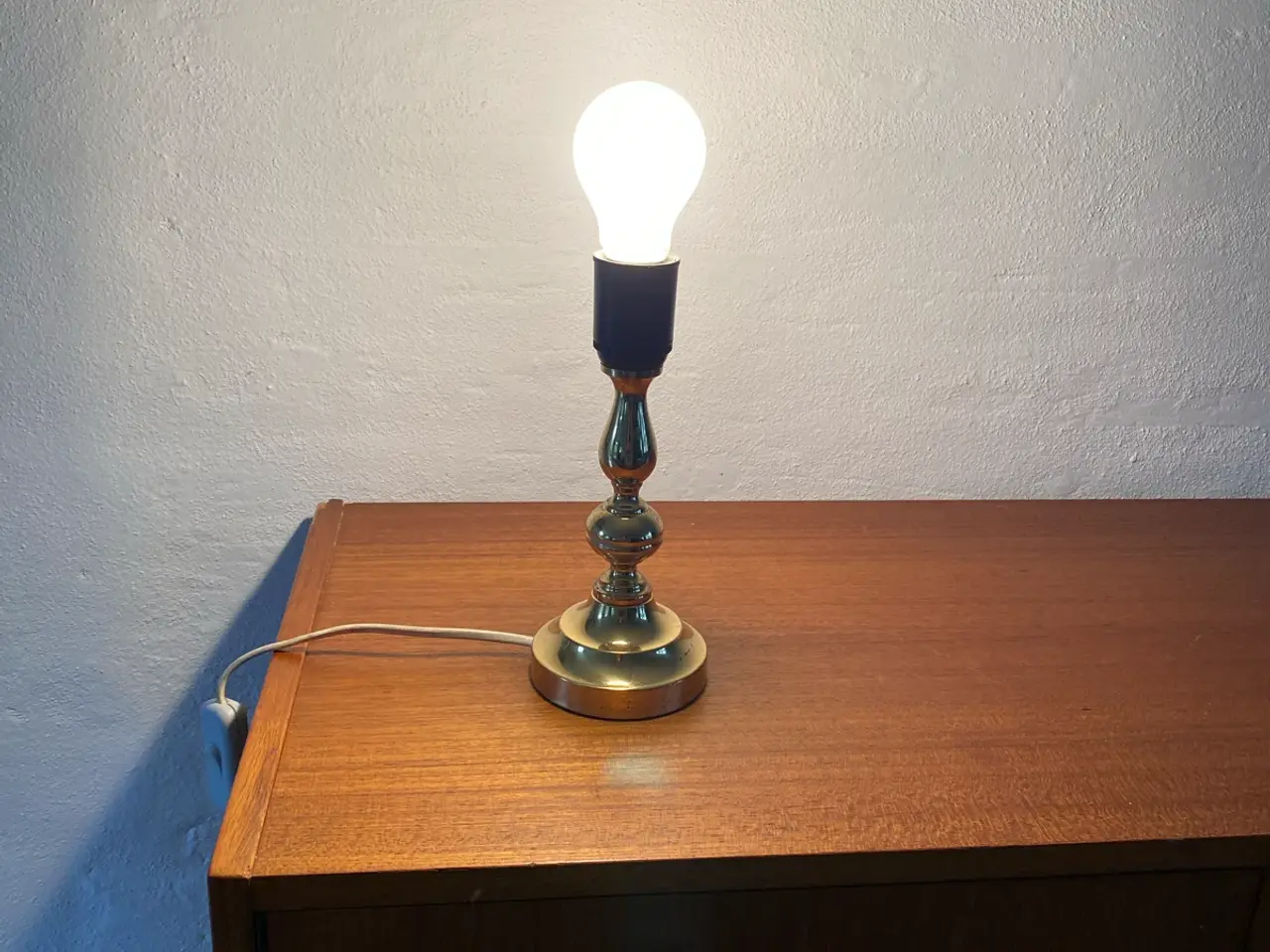 Billede 2 - Bordlampe messing look