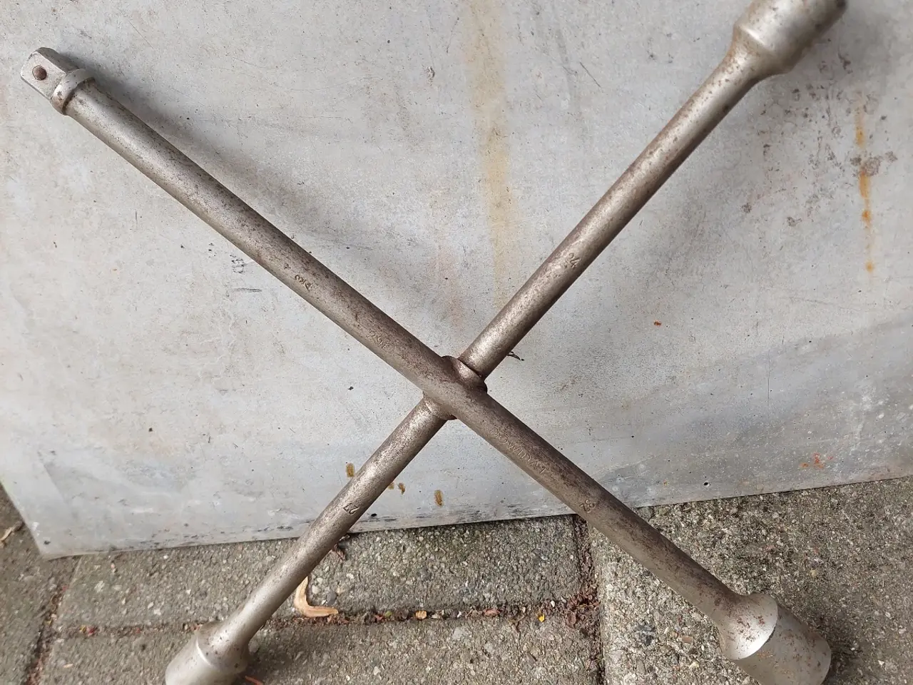 Billede 1 - Krydsnøgle, stor med 3 faste og 3/4" firkant.