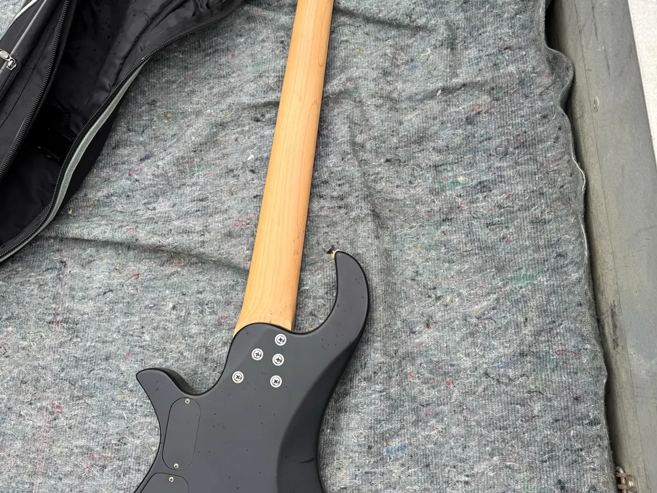 Billede 4 - Traben Array 5 Active – 5-strenget elbas inkl. gig
