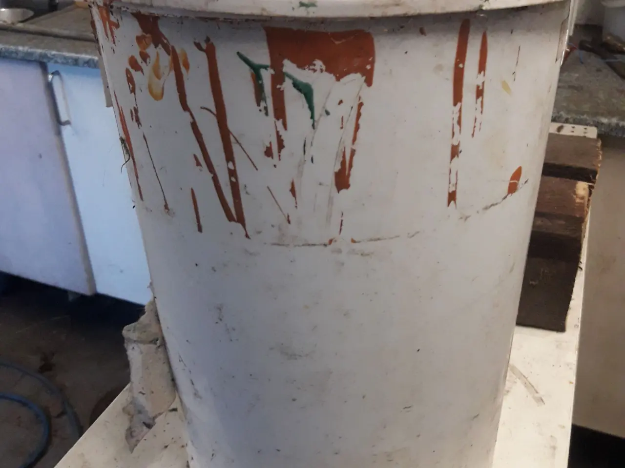 Billede 1 - 20L mørkgul oliemaling